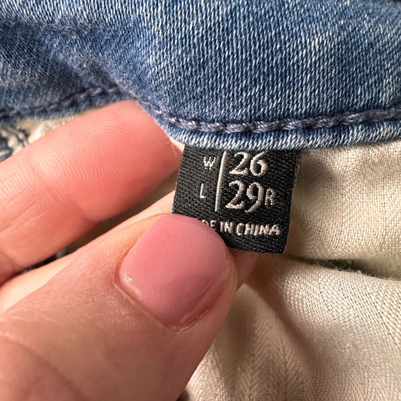 Abercrombie & Fitch Signature Collection Super Skinny Jeans - Picture 10 of 16